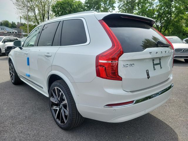 2024 Volvo XC90 Plus Bright Theme