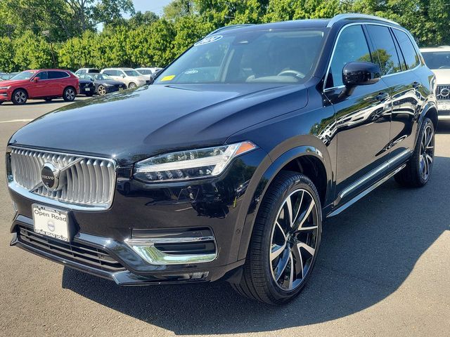 2024 Volvo XC90 Plus Bright Theme