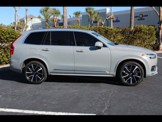 2024 Volvo XC90 Plus Bright Theme