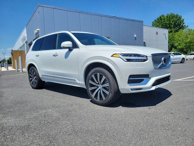 2024 Volvo XC90 Plus Bright Theme