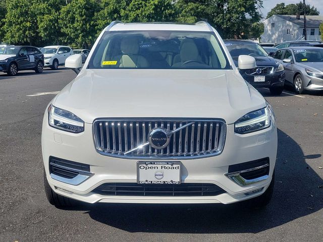 2024 Volvo XC90 Plus Bright Theme