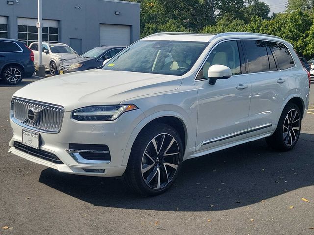 2024 Volvo XC90 Plus Bright Theme