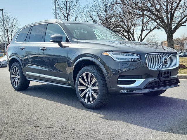 2024 Volvo XC90 Plus Bright Theme