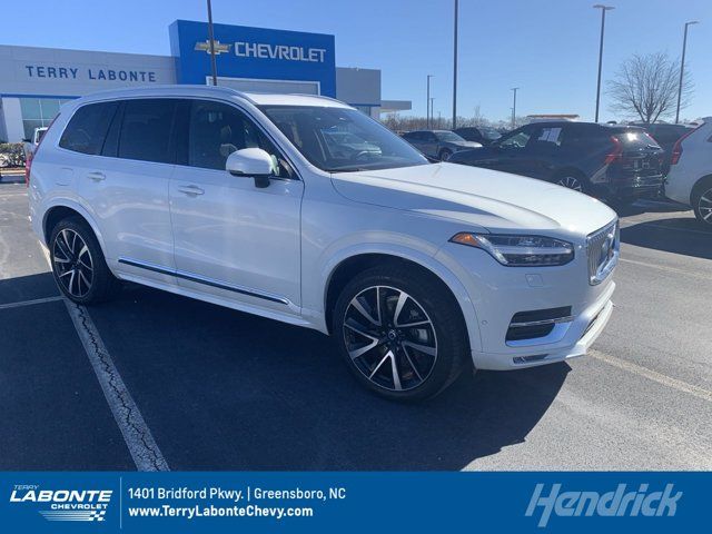 2024 Volvo XC90 Plus Bright Theme