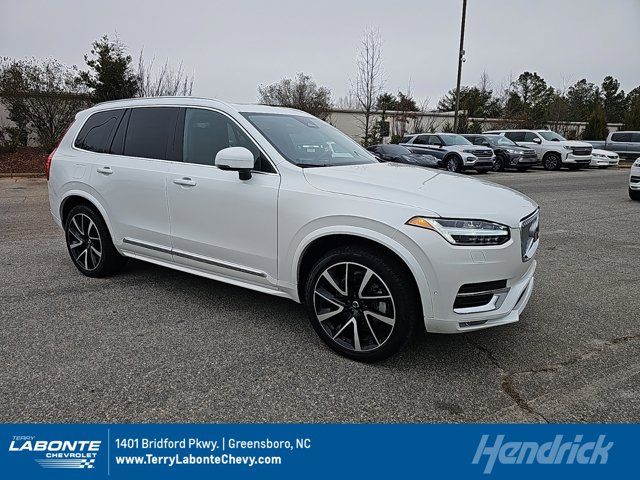 2024 Volvo XC90 Plus Bright Theme