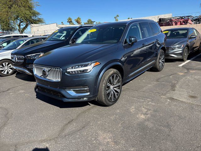 2024 Volvo XC90 Plus Bright Theme