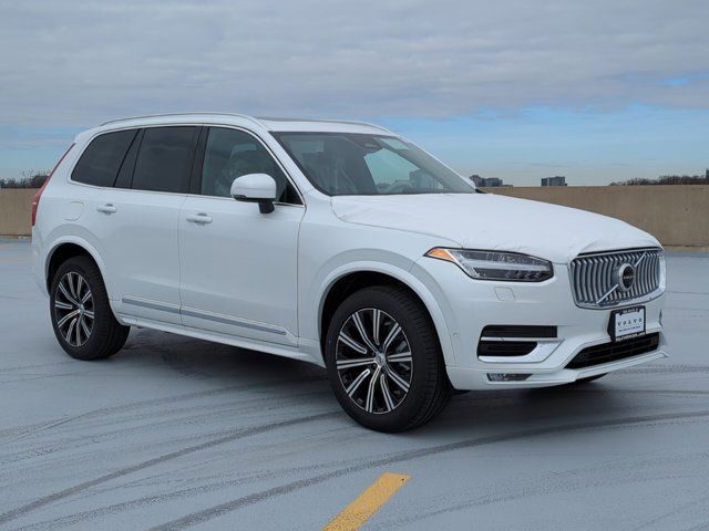 2024 Volvo XC90 Plus Bright Theme