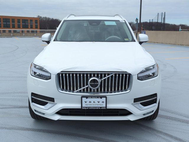 2024 Volvo XC90 Plus Bright Theme