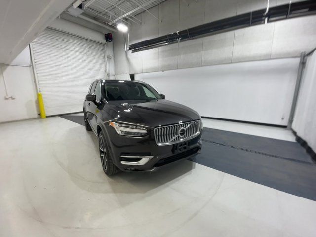 2024 Volvo XC90 Plus Bright Theme