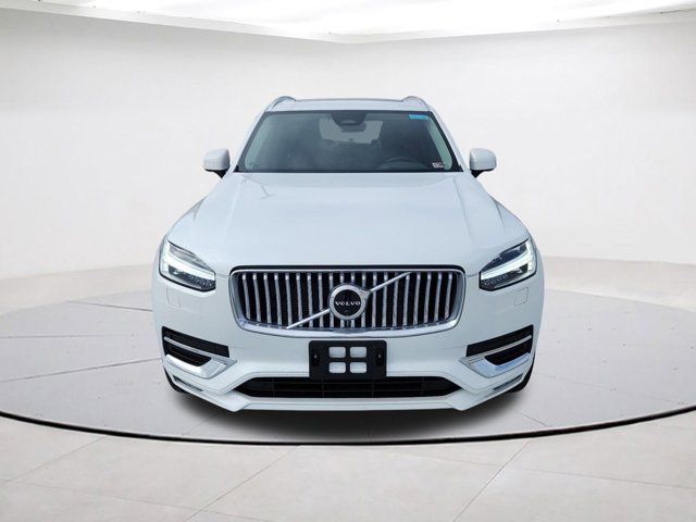 2024 Volvo XC90 Plus Bright Theme