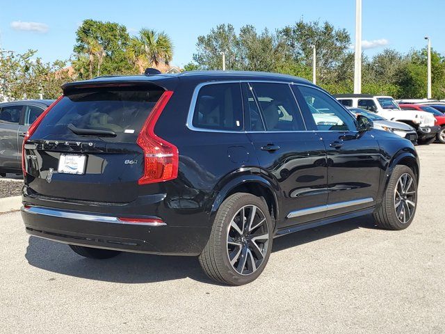 2024 Volvo XC90 Plus Bright Theme