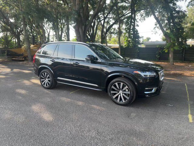 2024 Volvo XC90 Plus Bright Theme