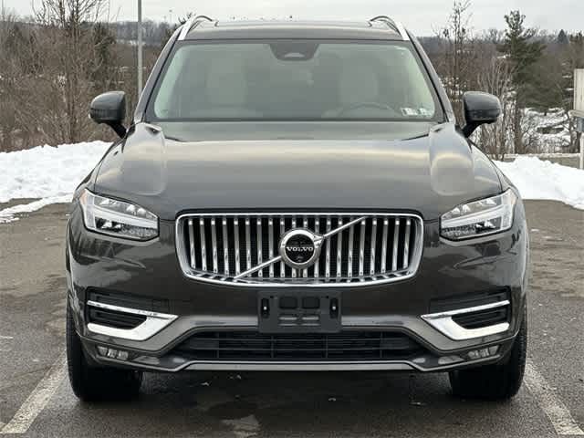 2024 Volvo XC90 Plus Bright Theme