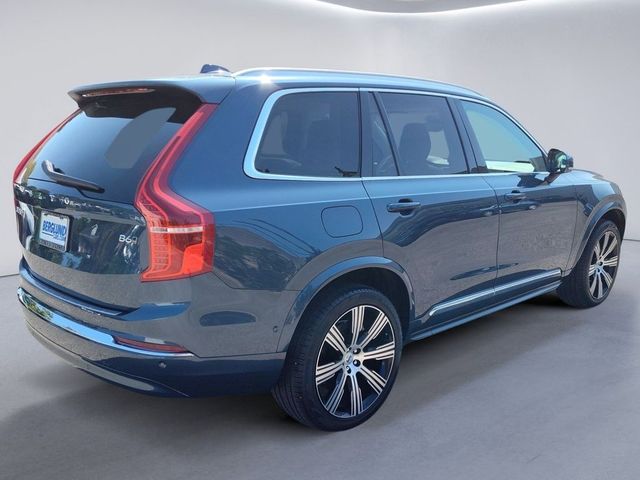 2024 Volvo XC90 Plus Bright Theme