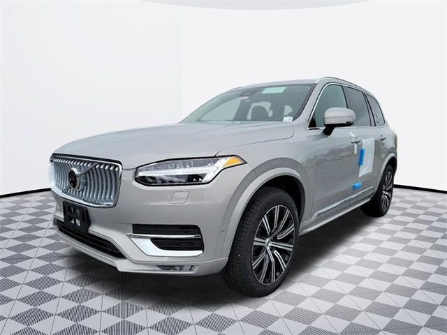 2024 Volvo XC90 Plus Bright Theme