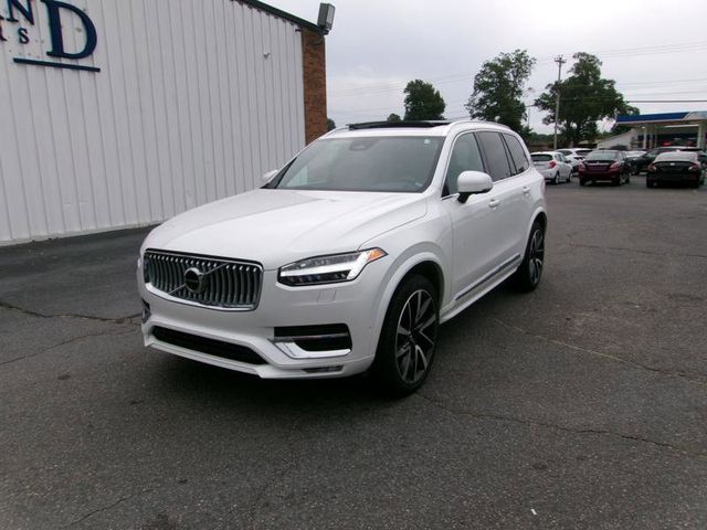 2024 Volvo XC90 Plus Bright Theme