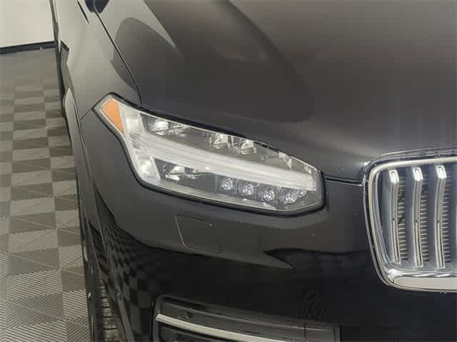 2024 Volvo XC90 Plus Bright Theme