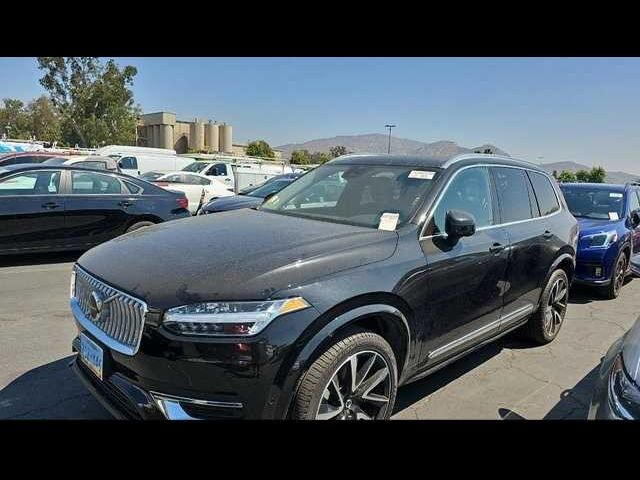 2024 Volvo XC90 Plus Bright Theme