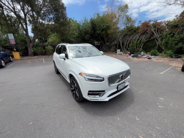 2024 Volvo XC90 Plus Bright Theme