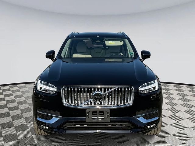 2024 Volvo XC90 Plus Bright Theme