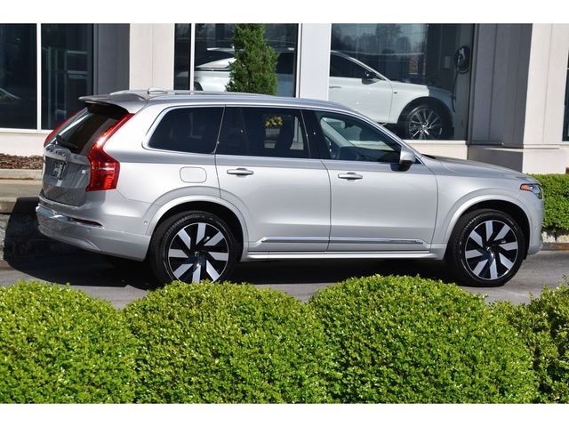 2024 Volvo XC90 Recharge Plug-In Hybrid Plus Bright Theme