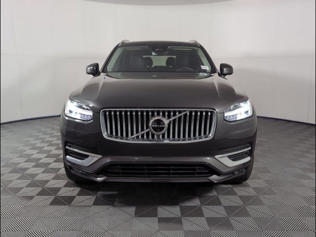 2024 Volvo XC90 Plus Bright Theme