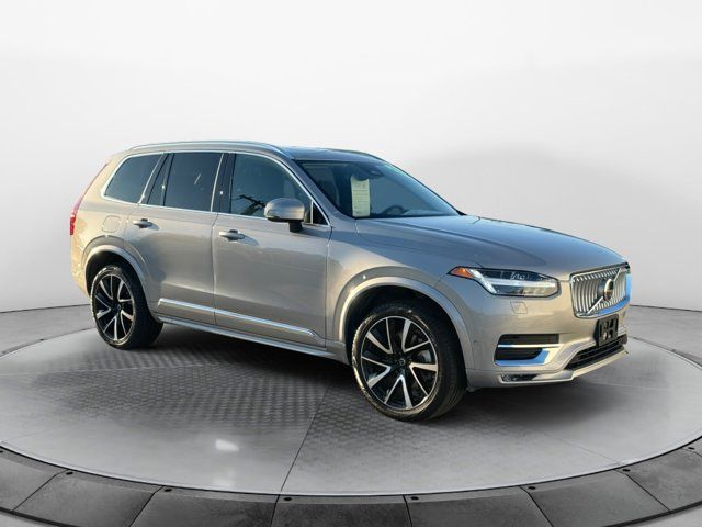 2024 Volvo XC90 Plus Bright Theme