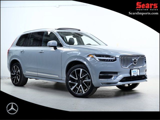 2024 Volvo XC90 Plus Bright Theme