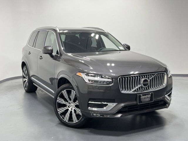 2024 Volvo XC90 Plus Bright Theme