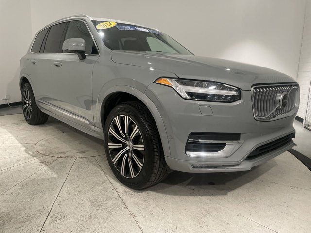 2024 Volvo XC90 Plus Bright Theme