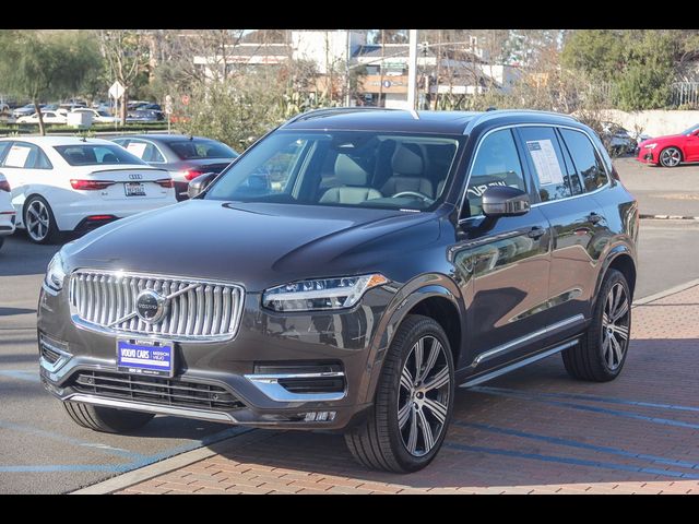 2024 Volvo XC90 Plus Bright Theme