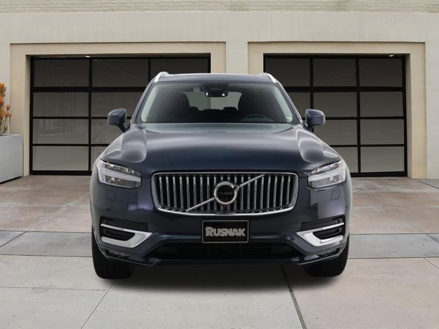 2024 Volvo XC90 Plus Bright Theme