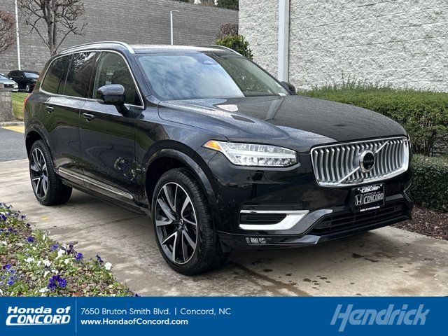 2024 Volvo XC90 Plus Bright Theme