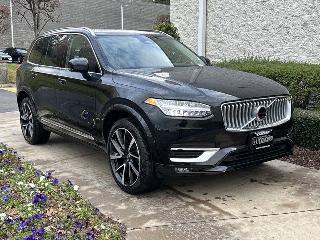 2024 Volvo XC90 Plus Bright Theme