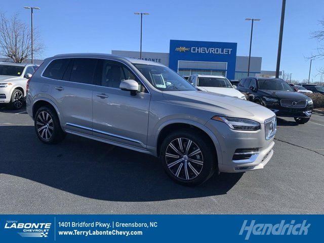 2024 Volvo XC90 Plus Bright Theme