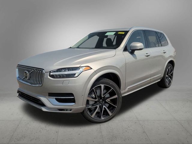 2024 Volvo XC90 Plus Bright Theme