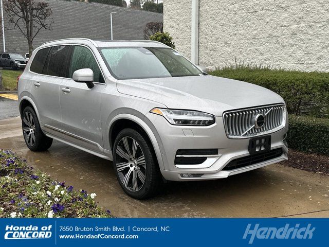 2024 Volvo XC90 Plus Bright Theme