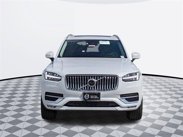 2024 Volvo XC90 Plus Bright Theme