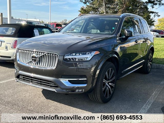 2024 Volvo XC90 Plus Bright Theme