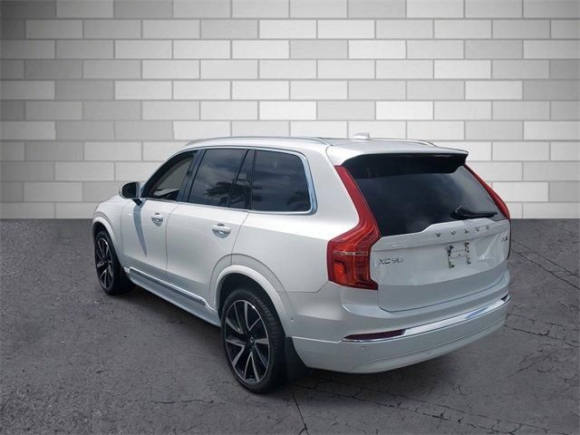 2024 Volvo XC90 Plus Bright Theme