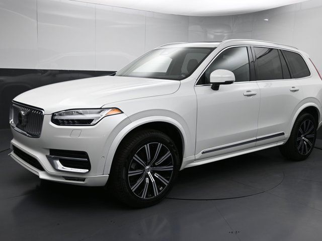 2024 Volvo XC90 Plus Bright Theme