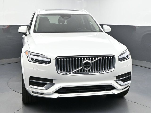 2024 Volvo XC90 Plus Bright Theme