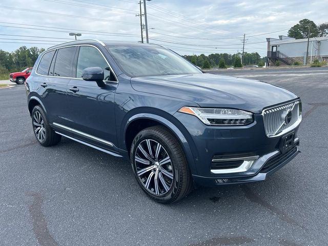 2024 Volvo XC90 Plus Bright Theme