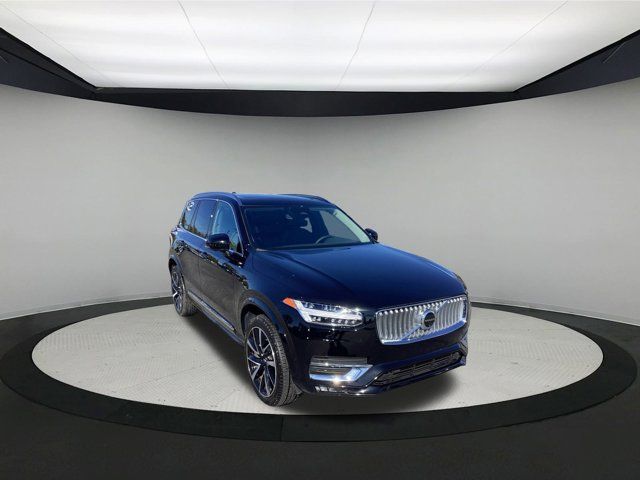 2024 Volvo XC90 Plus Bright Theme