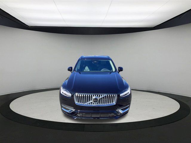 2024 Volvo XC90 Plus Bright Theme