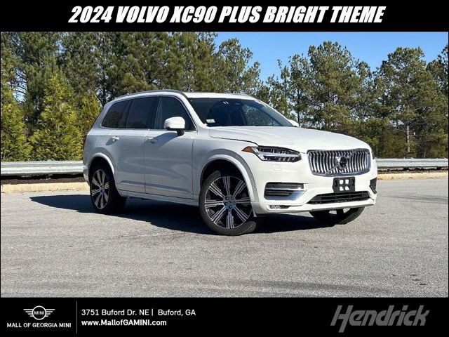 2024 Volvo XC90 Plus Bright Theme