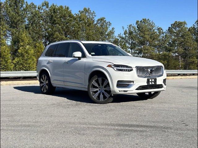 2024 Volvo XC90 Plus Bright Theme