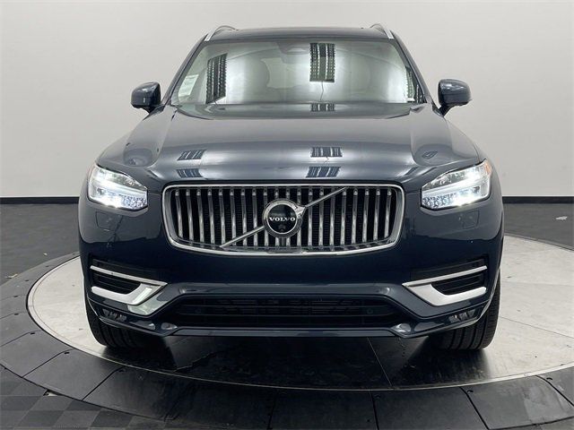 2024 Volvo XC90 Plus Bright Theme