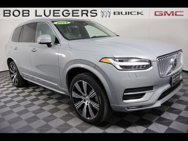 2024 Volvo XC90 Plus Bright Theme