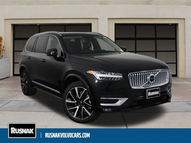 2024 Volvo XC90 Plus Bright Theme